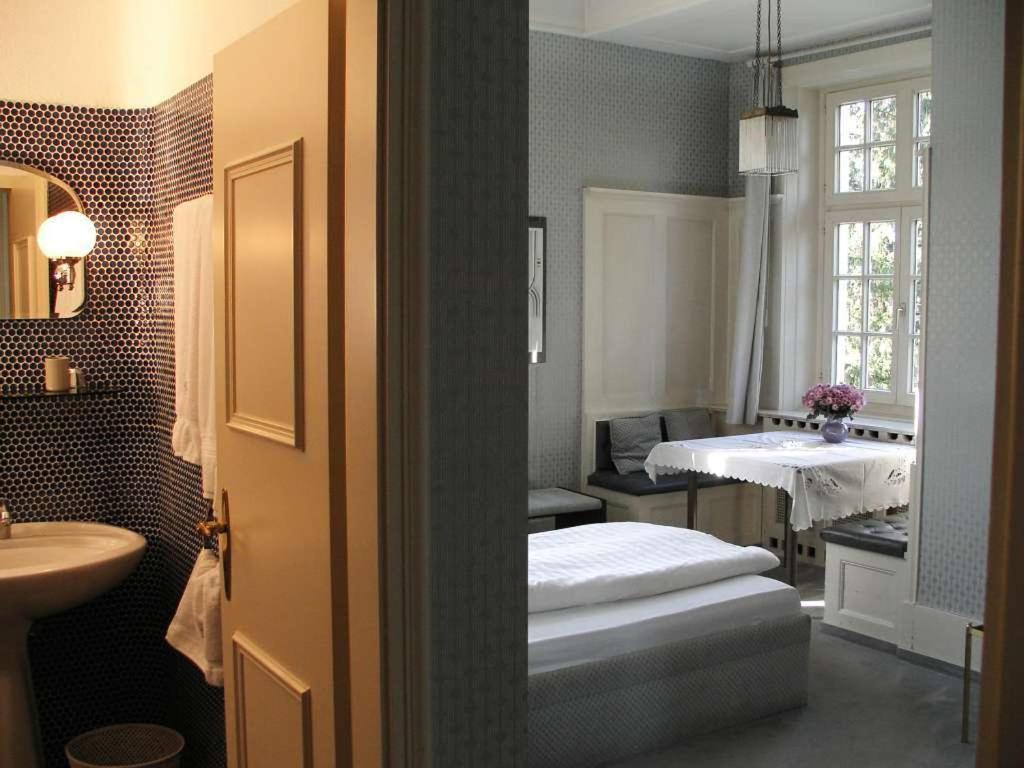 Hotel Park Villa Heilbronn Oda fotoğraf