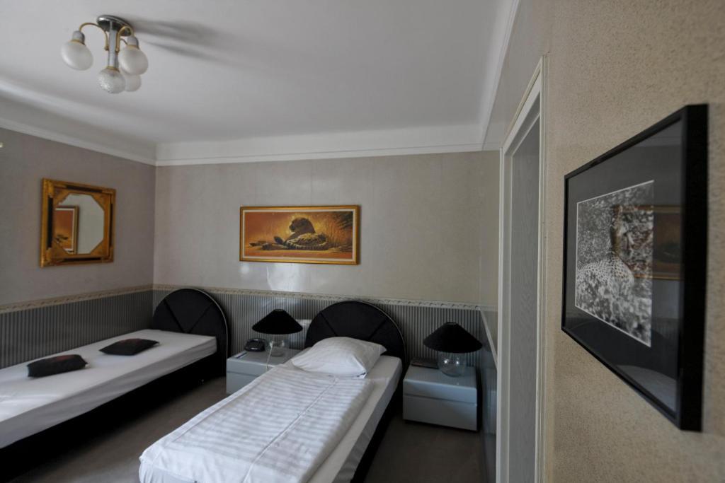 Hotel Park Villa Heilbronn Oda fotoğraf